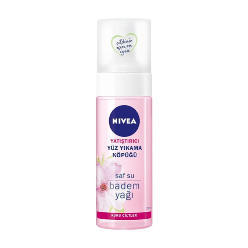 Nivea Mousse Kuru & Hassas Ciltler için Temizleme Köpüğü 150 ml